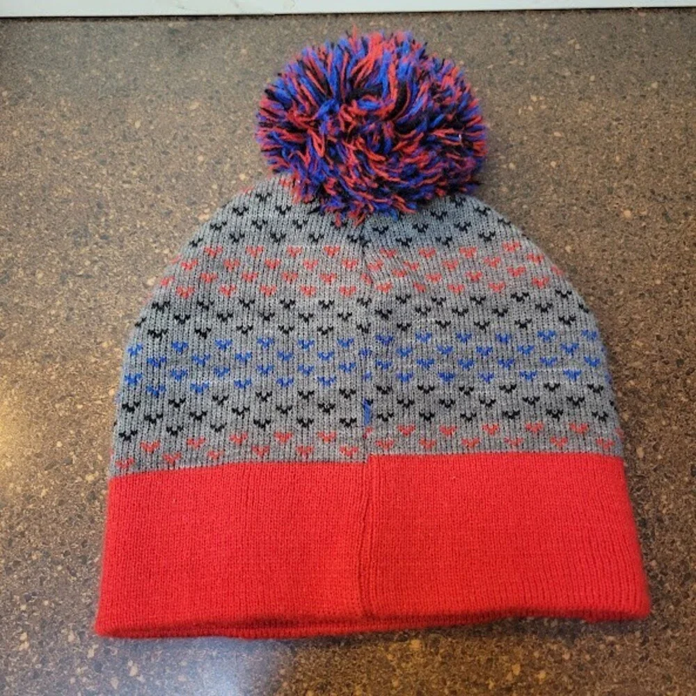 Marvel Comics Knit Hat Beanie Cap Pom Stocking Ski Snow Winter Avengers